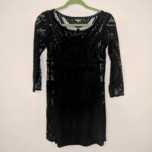 XS Black lace dress
